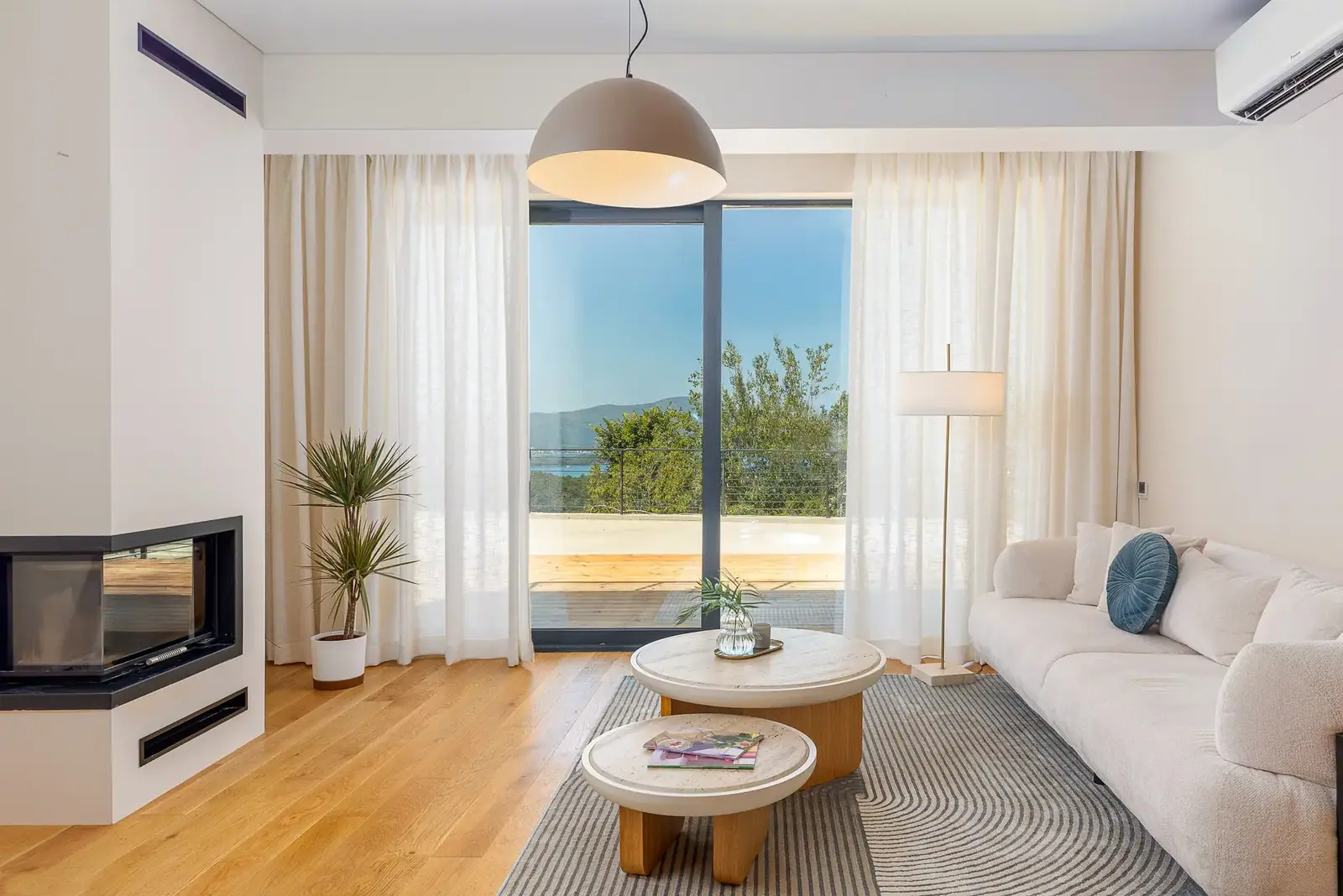 Townhouse-u-zatvorenom-kompleksu-Kavac-Kotor-2 Kuća 150 m² – Kavač, Kotor — fotografija 3