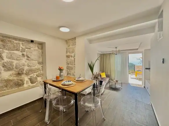 Izdavanje: Kuća 80 m² – Kuljače, Budva — fotografija 6