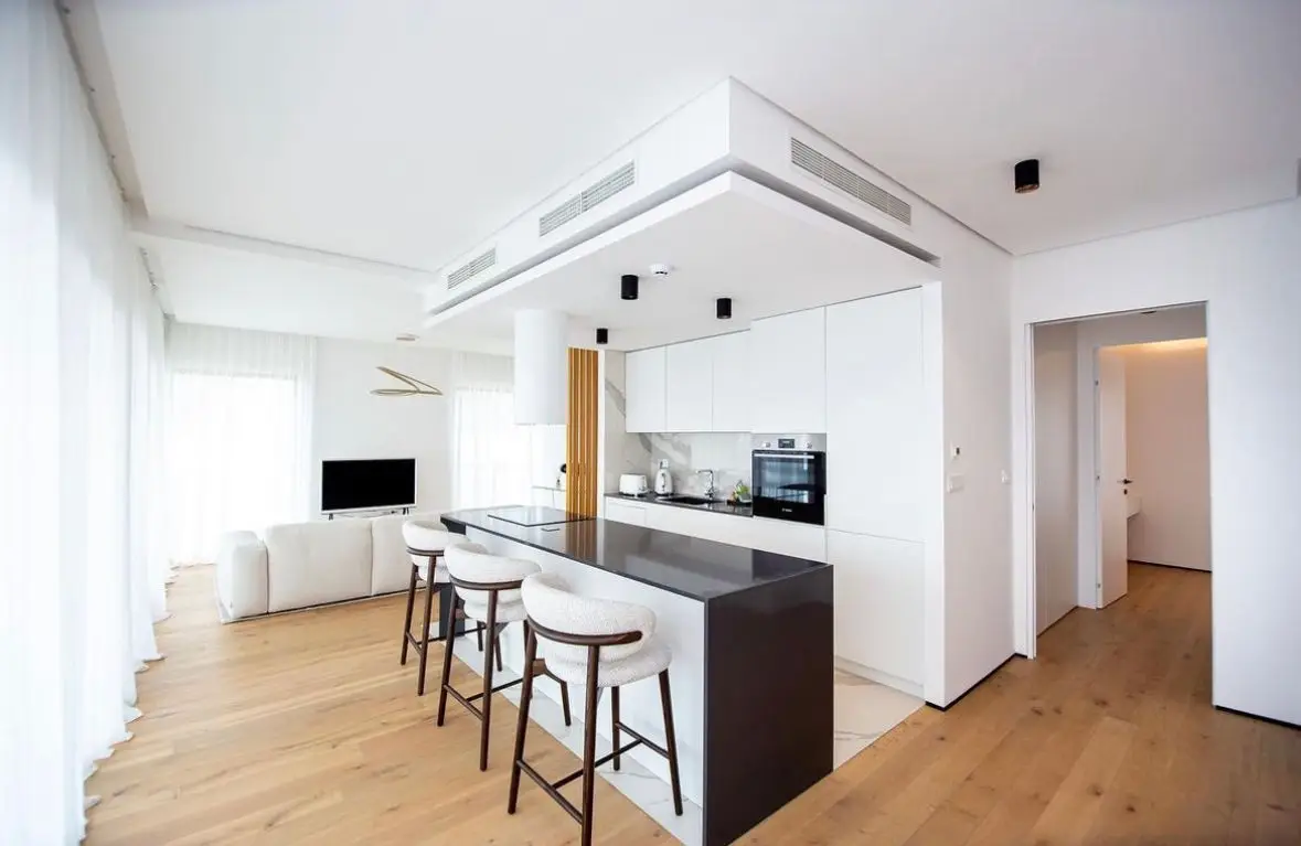 Trosoban-stan-sa-pogledom-na-more-Komosevina-Budva-2 Trosoban stan 125 m² – Komoševina, Budva — fotografija 3