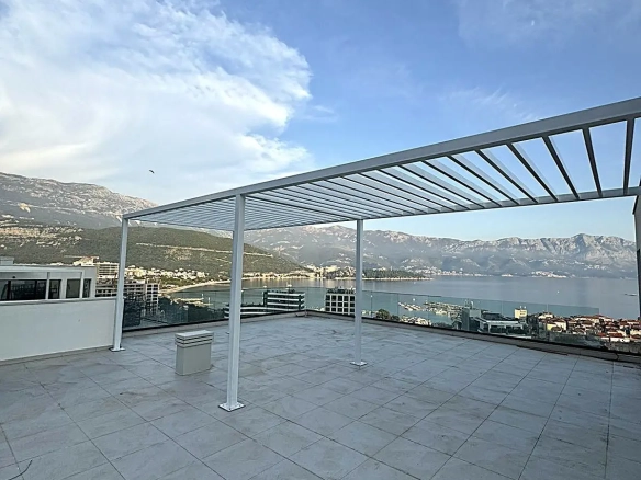 Trosoban stan 125 m² – Budva — fotografija 7