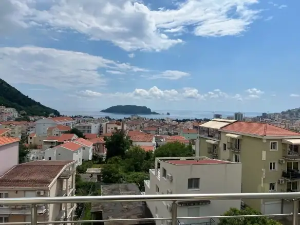 Izdavanje: Jednosoban stan 43 m² – Lazi, Budva — fotografija 10