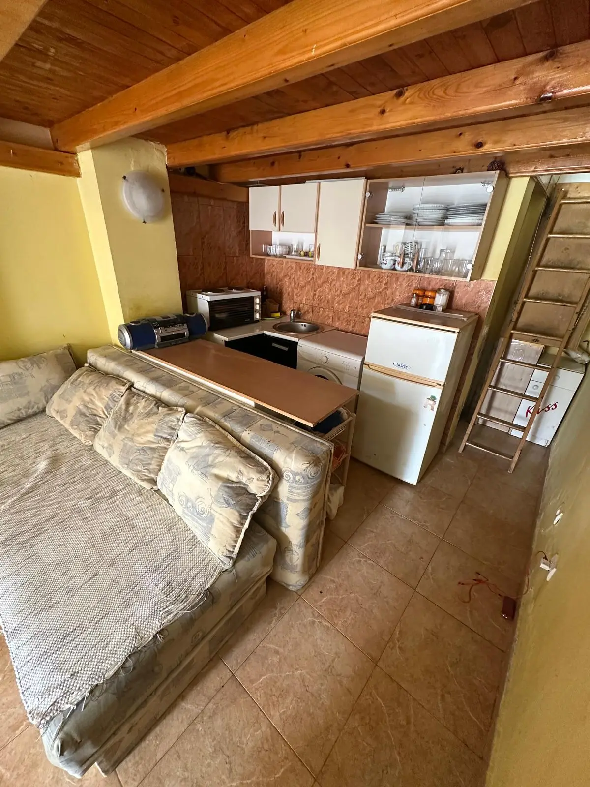 Poslovni-prostor-25-m²-u-Budvi-iza-Hotela-Iberostar-Slavija-1 iza Hotela Iberostar Slavija