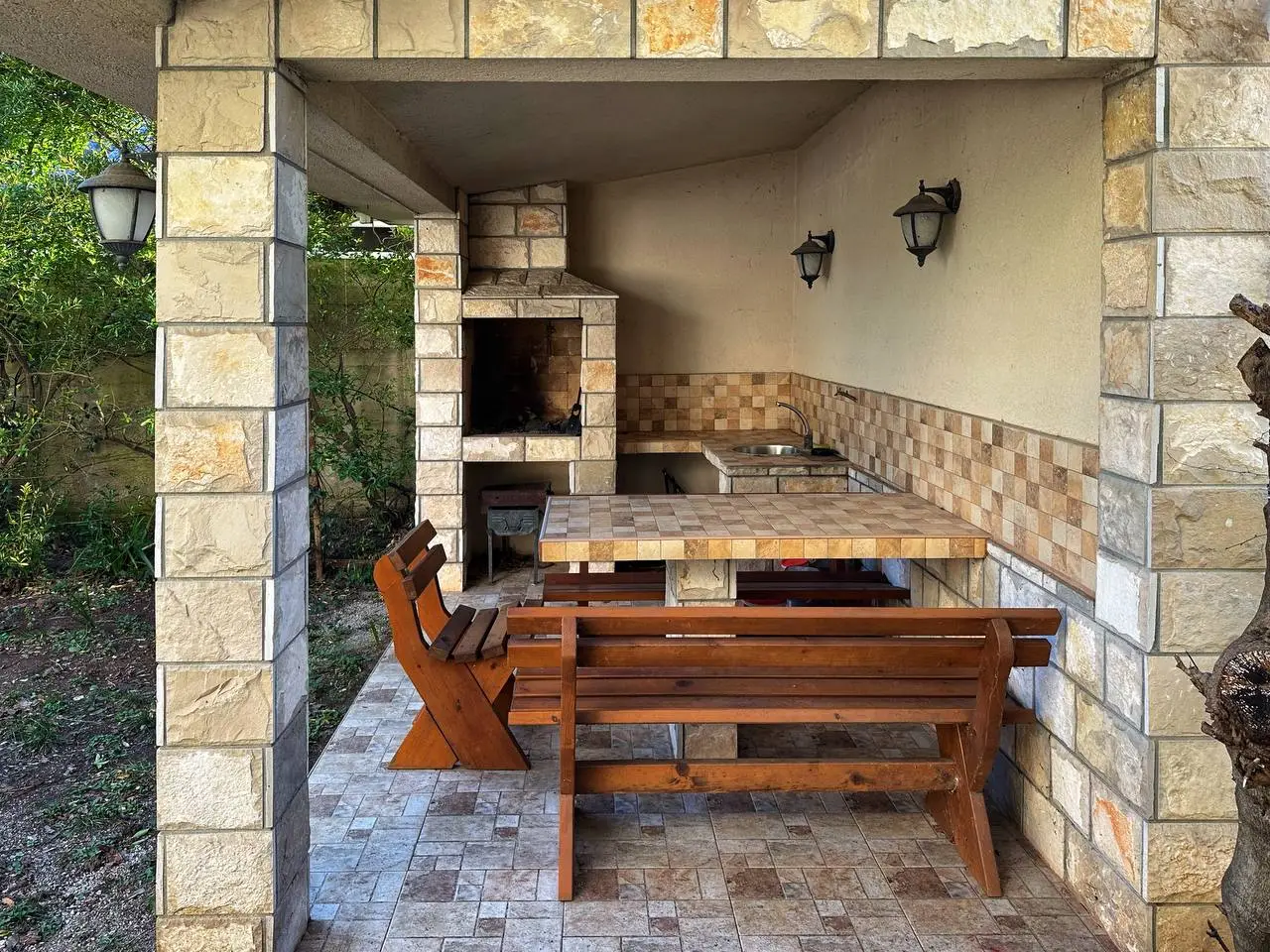 Kuca-sa-dvoristem-u-Sutomoru-Bar-5 Kuća 150 m² – Sutomore, Bar — fotografija 6