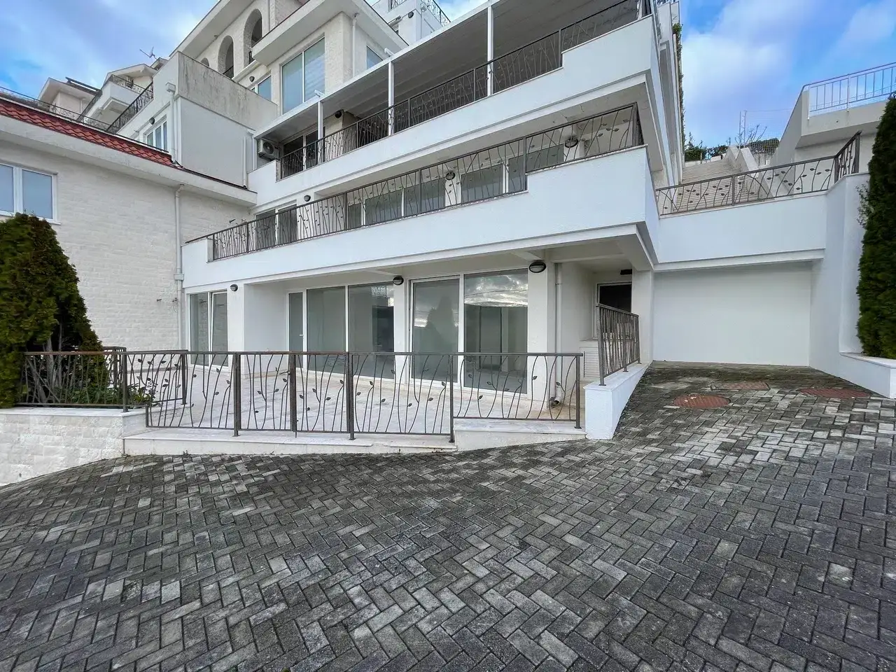 Trosoban-stan-sa-terasom-na-Topli-Herceg-Novi-6 Trosoban stan 103 m² – Topla, Herceg Novi — fotografija 7