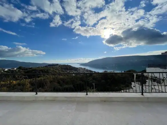 Dvosoban stan 101 m² – Topla, Herceg Novi — fotografija 5