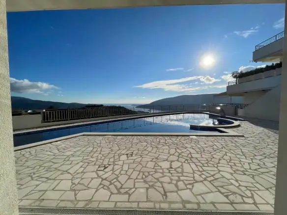Dvosoban stan 109 m² – Topla, Herceg Novi — fotografija 10