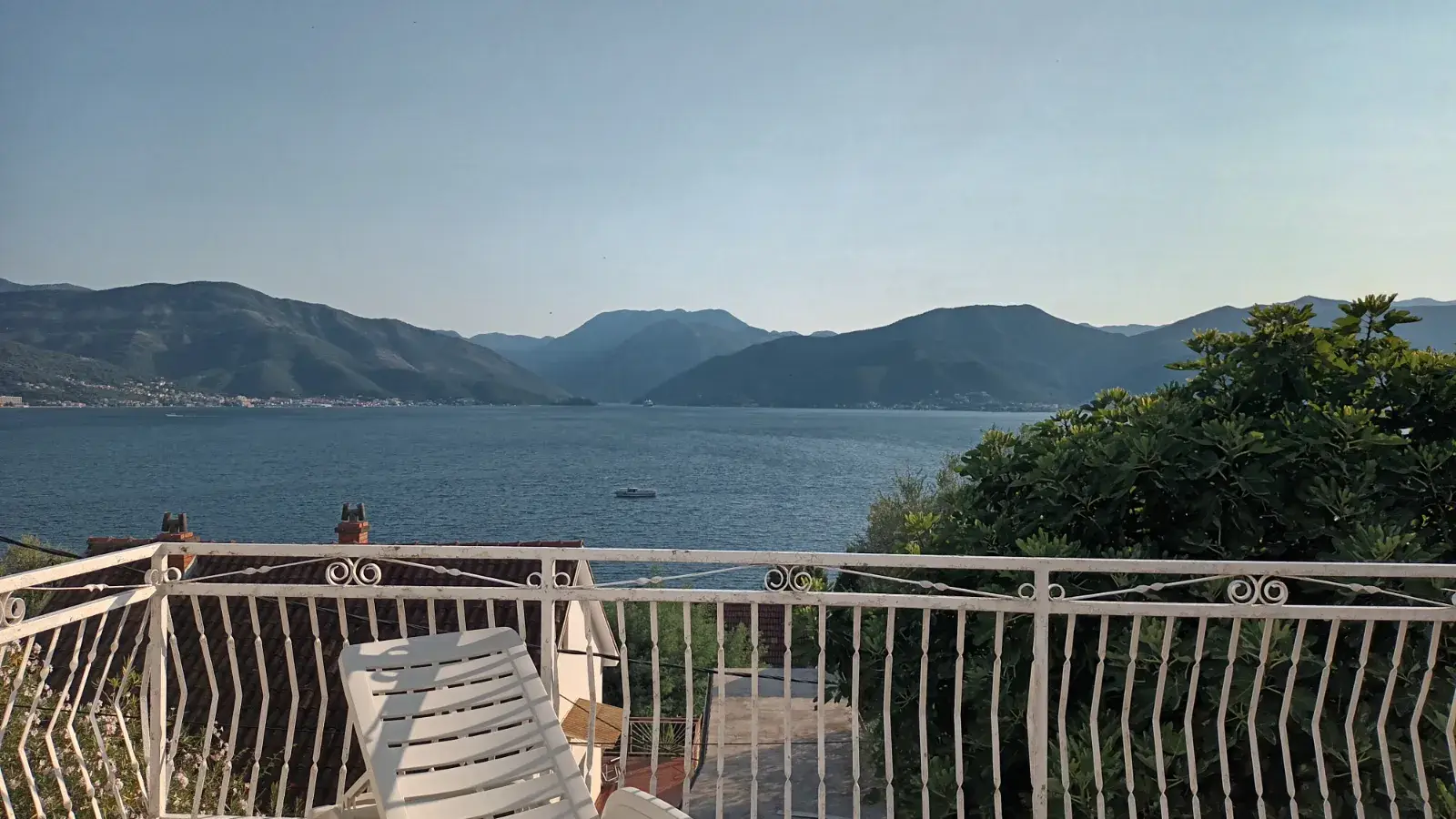 Kuca-sa-pogledom-na-zaliv-Krasici-Tivat-5 Kuća 105 m² – Krašići, Tivat — fotografija 6