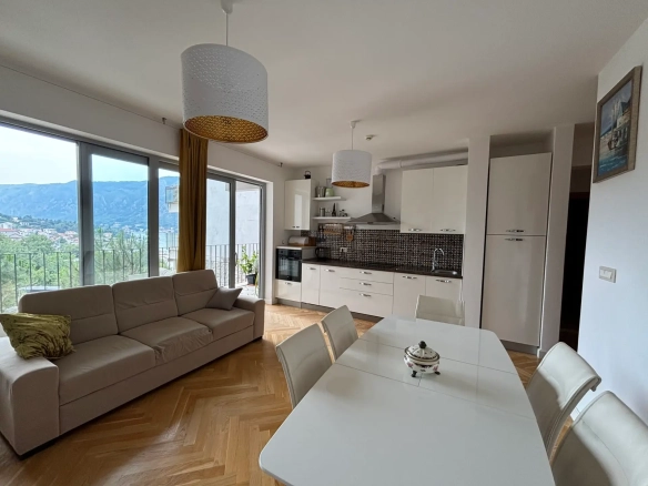 Dvosoban stan 78 m² – Dobrota, Kotor — fotografija 5