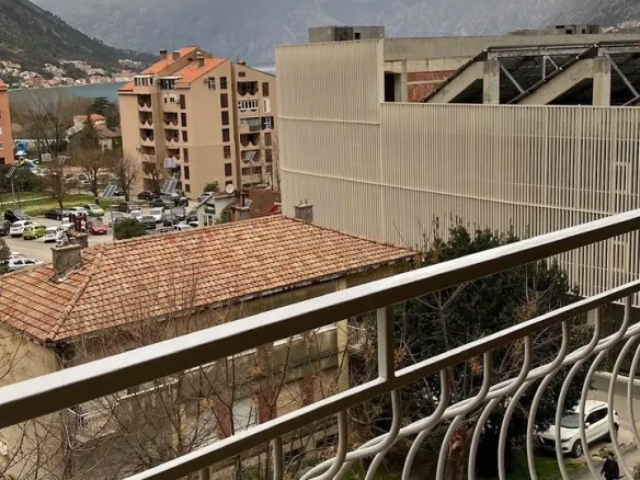 Dvosoban stan – Škaljari, Kotor — fotografija 8