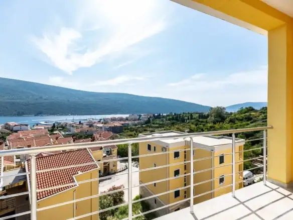 Dvosoban stan 69 m² – Đenovići, Herceg Novi — fotografija 5
