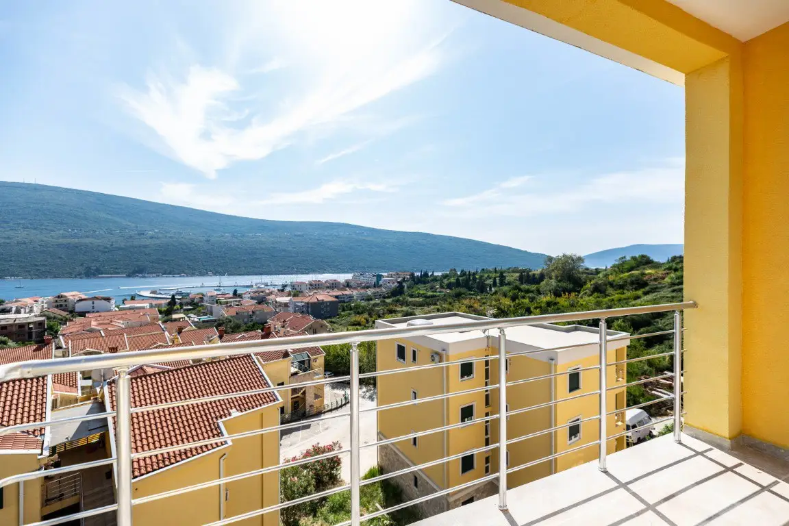 Dvosoban-stan-sa-pogledom-na-more-DJenovici-Herceg-Novi-4 Dvosoban stan 69 m² – Đenovići, Herceg Novi — fotografija 5