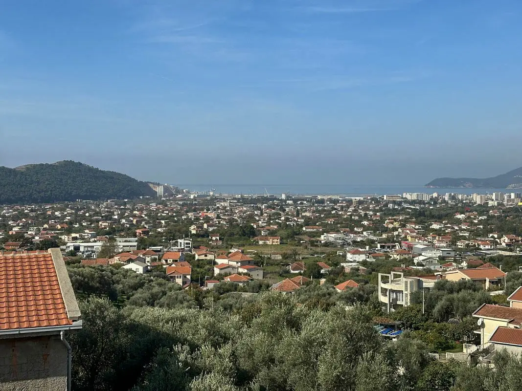 Kuca-u-maslinjaku-na-lokaciji-Mirovica-Bar-9 Kuća 220 m² – Bar — fotografija 10