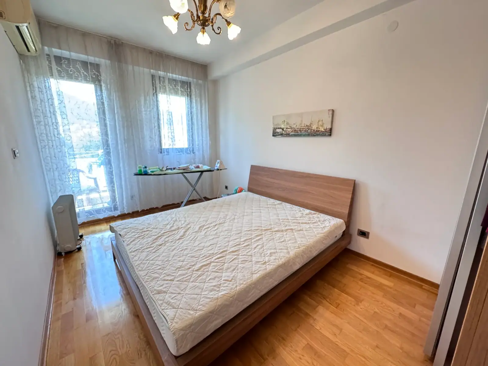 Dvosoban-stan-sa-terasom-u-Budvi-6 Dvosoban stan 54 m² – Budva — fotografija 7