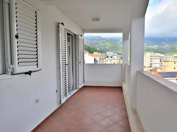 Dvosoban stan 83 m² – Budva — fotografija 4