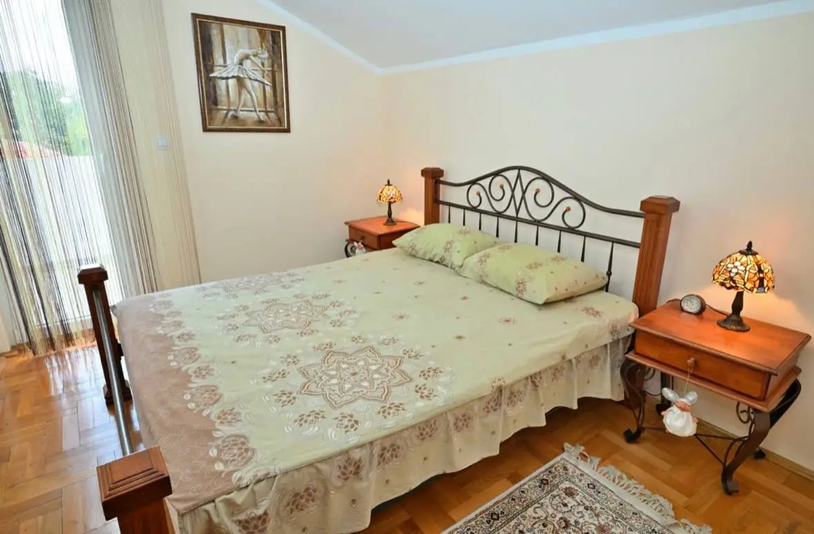 Dvosoban-dupleks-stan-u-Budvi-5 Dvosoban stan 83 m² – Budva — fotografija 6