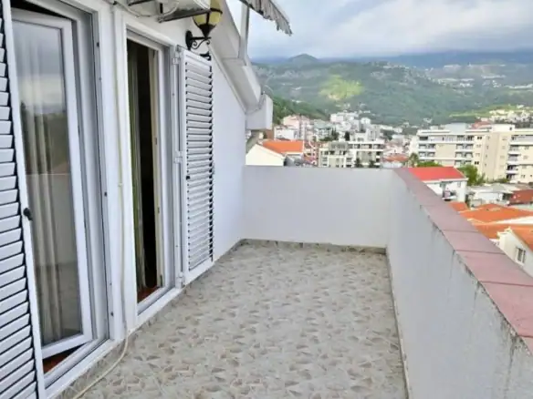 Dvosoban stan 83 m² – Budva — fotografija 8