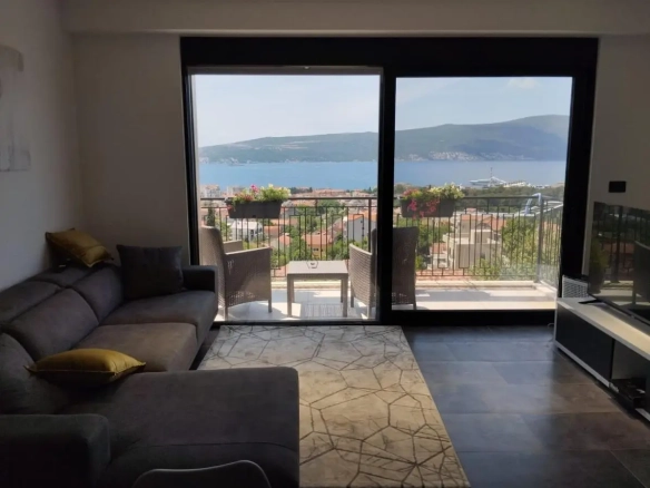 Jednosoban stan 45 m² – Tivat — fotografija 4
