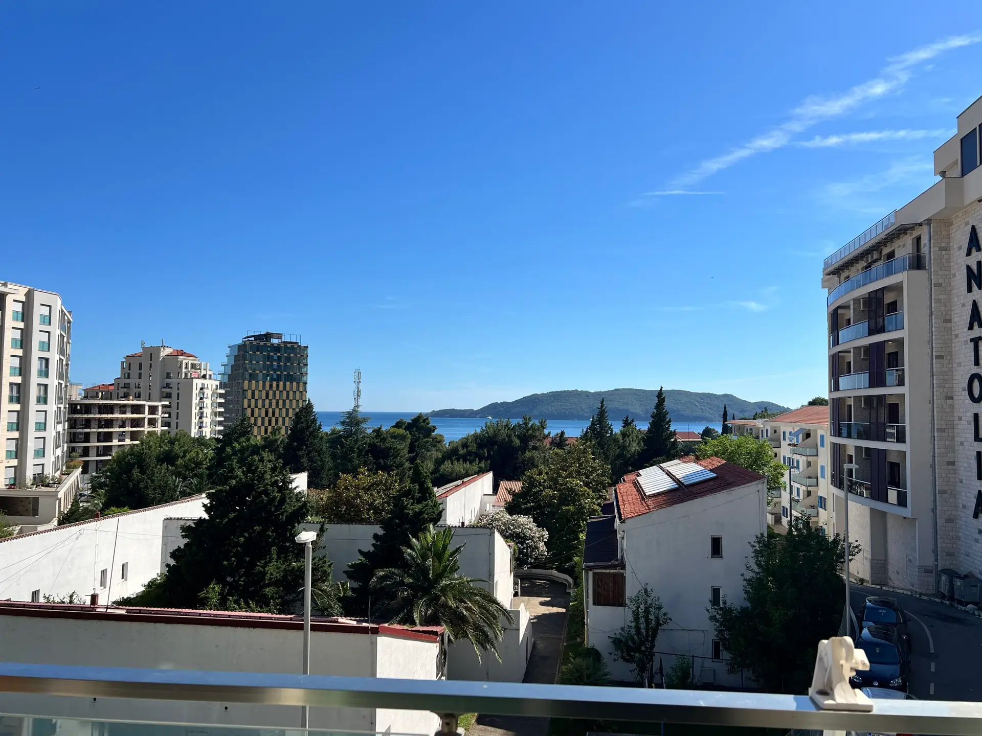 Dvosoban-stan-s-pogledom-na-more-u-Becicima-Budva-1 Dvosoban stan 73 m² – Bečići, Budva — fotografija 2