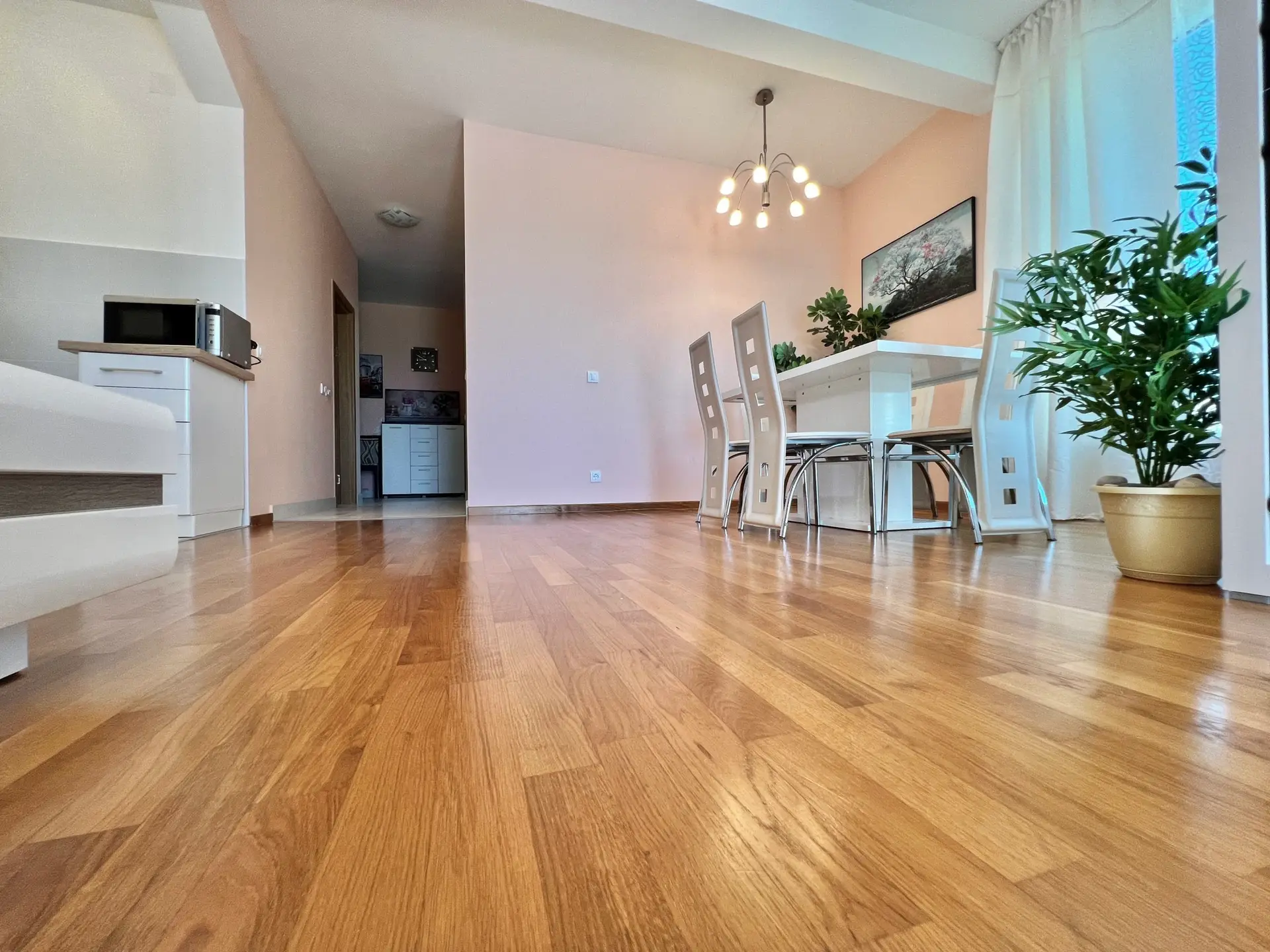 Dvosoban-stan-s-pogledom-na-more-u-Becicima-Budva-8 Dvosoban stan 73 m² – Bečići, Budva — fotografija 9