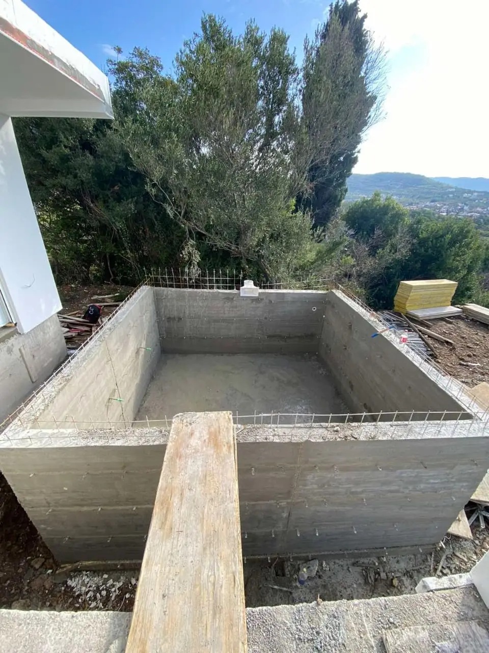 Kuca-sa-bazenom-i-pogledom-na-more-Dobra-Voda-Bar-4 Kuća 180 m² – Dobra Voda, Bar — fotografija 5