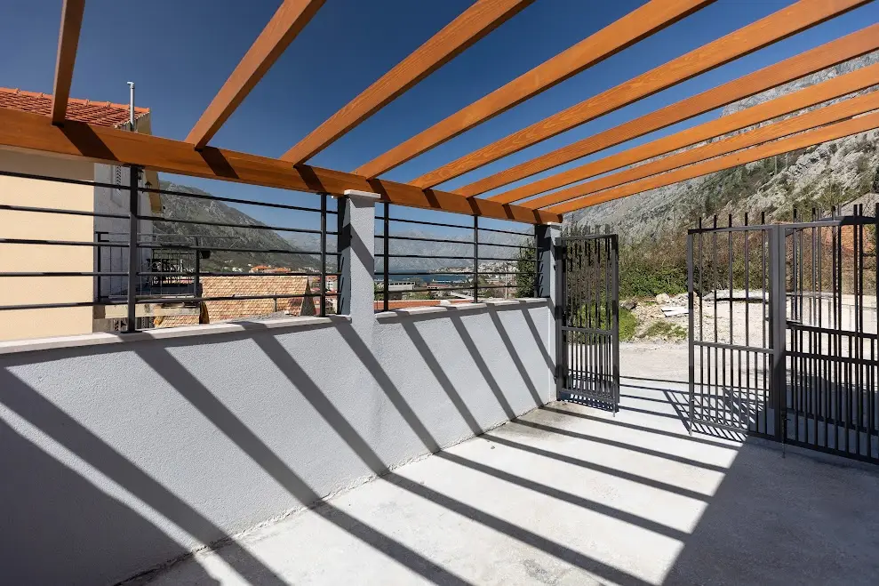 Kuca-sa-pogledom-na-more-i-Stari-grad-Kotor-5 Kuća 125 m² – Škaljari, Kotor — fotografija 6