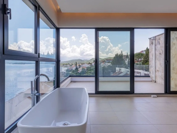 Kuća 200 m² – Krašići, Tivat — fotografija 4