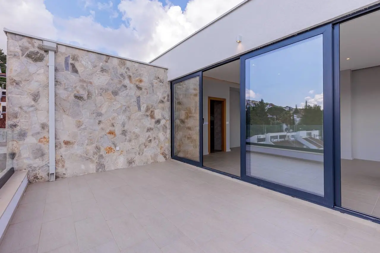 Kuca-sa-bazenom-u-Krasicima-Tivat-6 Kuća 200 m² – Krašići, Tivat — fotografija 7