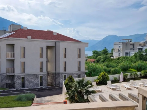 Jednosoban stan 38 m² – Dobrota, Kotor — fotografija 3