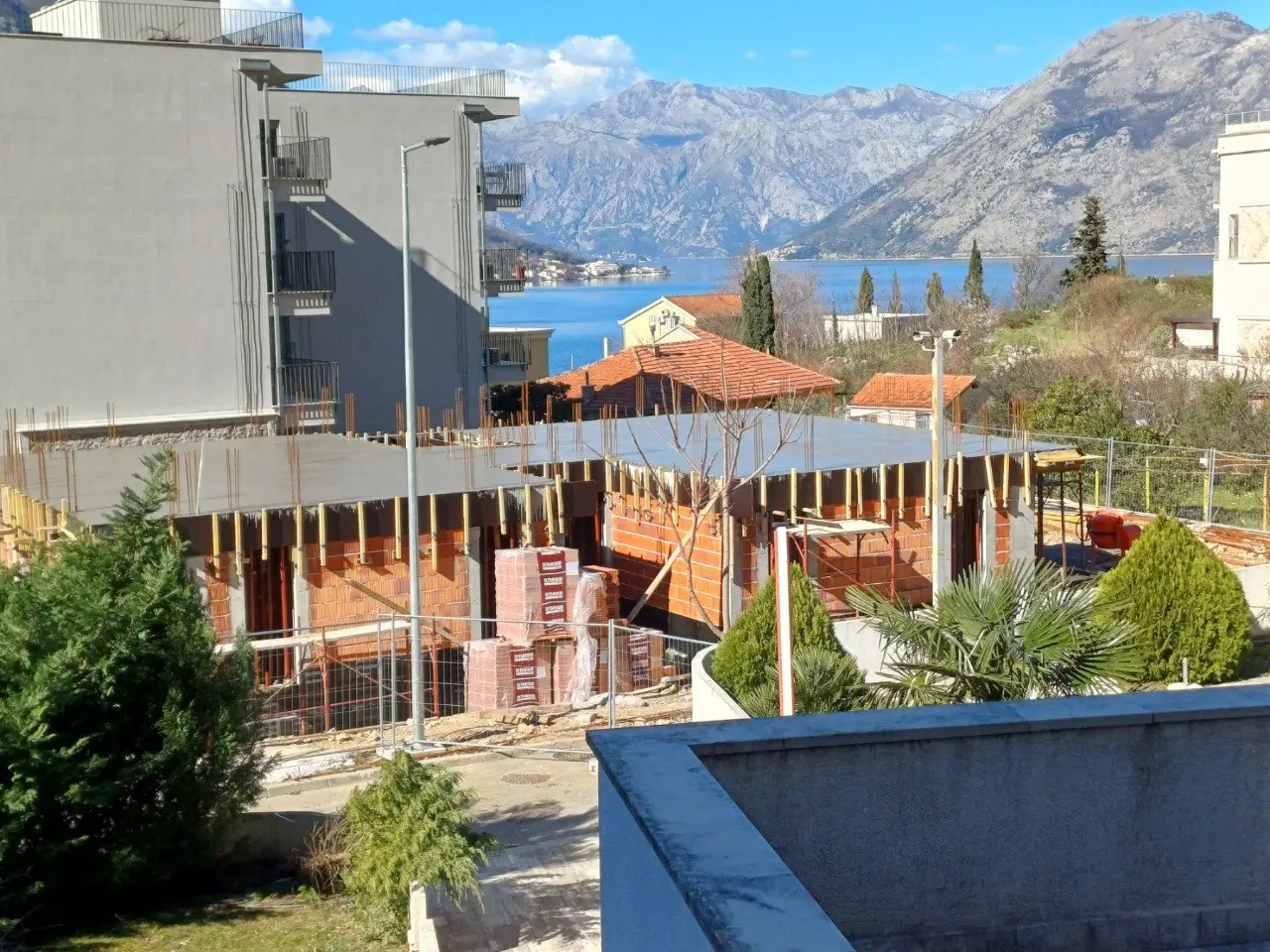 Jednosoban-stan-u-izgradnji-Dobrota-Kotor-4 Jednosoban stan 38 m² – Dobrota, Kotor — fotografija 5