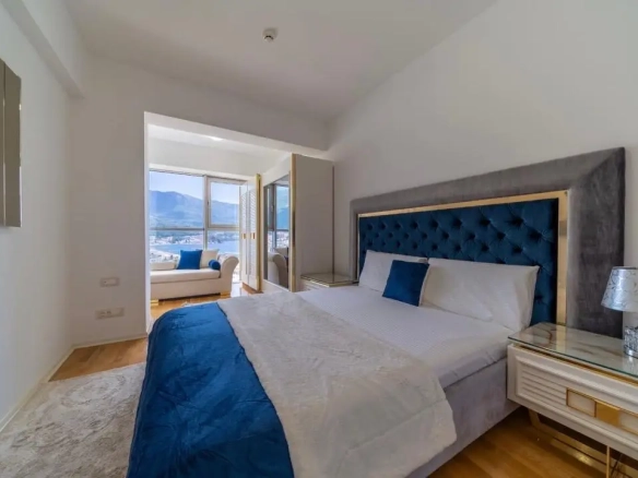 Izdavanje: Trosoban stan 150 m² – Bečići, Budva — fotografija 7