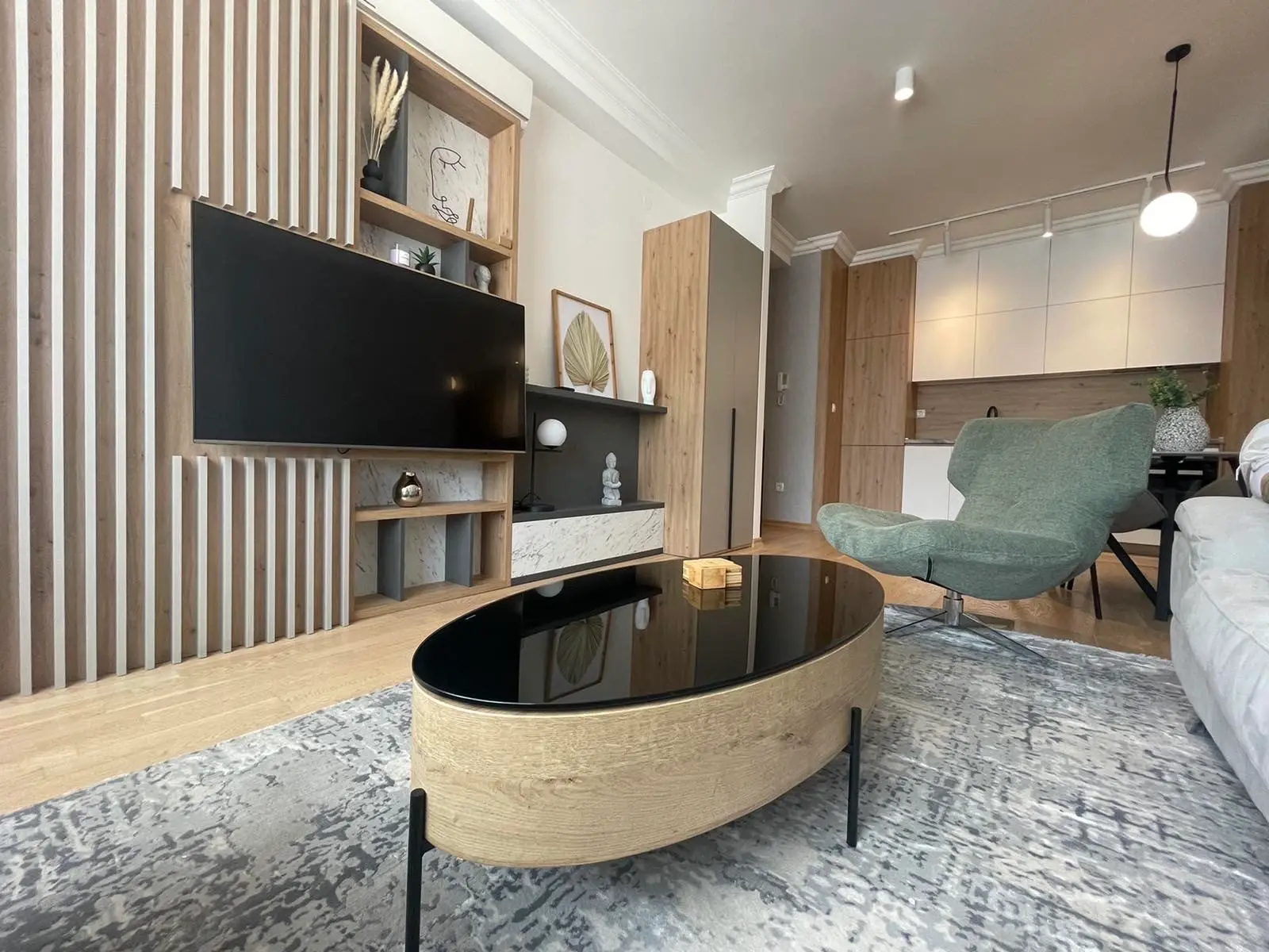 Jednosoban-stan-u-centru-Budve-8 Izdavanje: Jednosoban stan 47 m² – Centar, Budva — fotografija 9