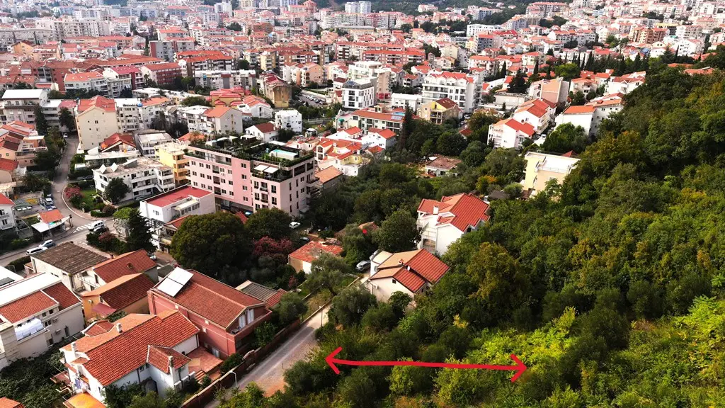 Urbanizovan-plac-sa-pogledom-na-more-Potkosljun-Budva-4 Plac – Podkošljun, Budva — fotografija 5