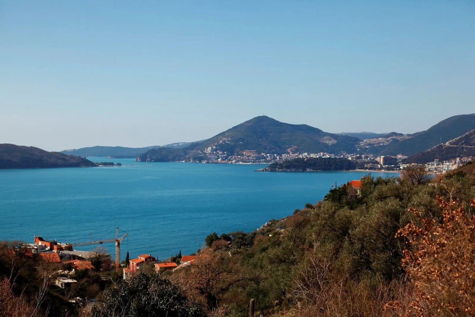 Urbanizovan-plac-u-Prznu-Budva-sa-pogledom-na-more Urbanizovan plac u Pržnu