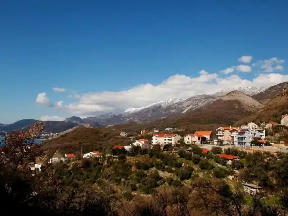 Plac – Pržno, Budva — fotografija 2