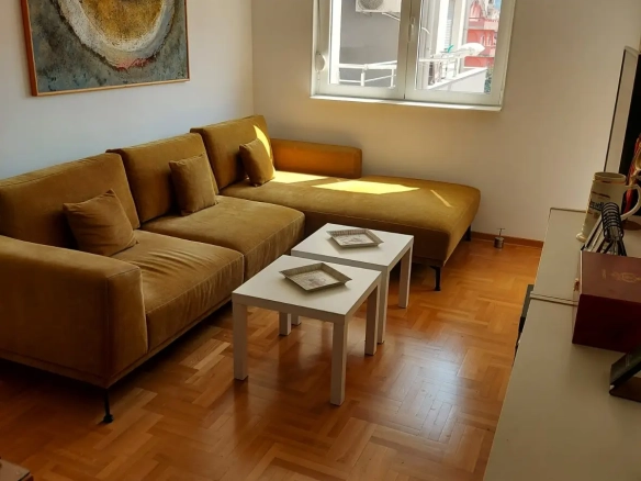 Izdavanje: Jednosoban stan 40 m² – Budva — fotografija 2