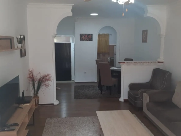 Izdavanje: Dvosoban stan 70 m² – Budva — fotografija 2