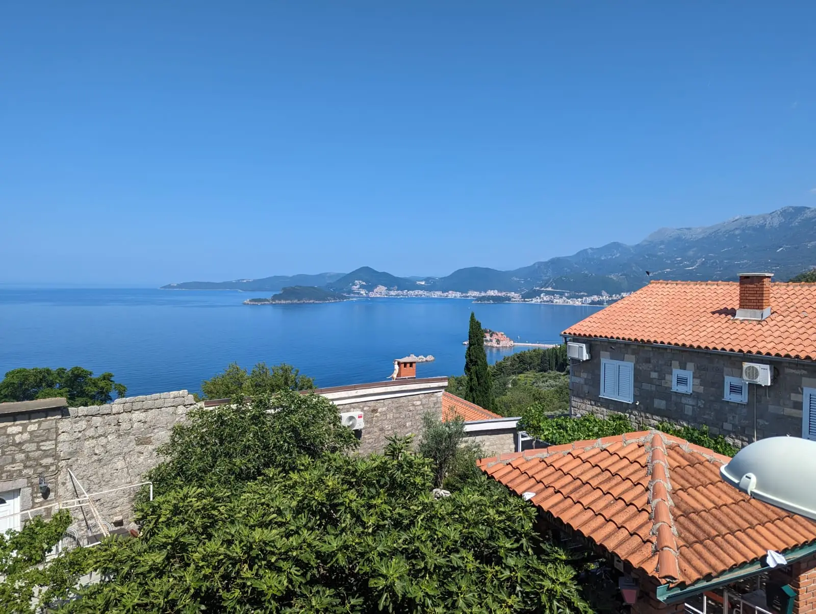 Kamena-kuca-u-selu-Blizikuce-Budva-4 Kuća 150 m² – Blizikuće, Budva — fotografija 5