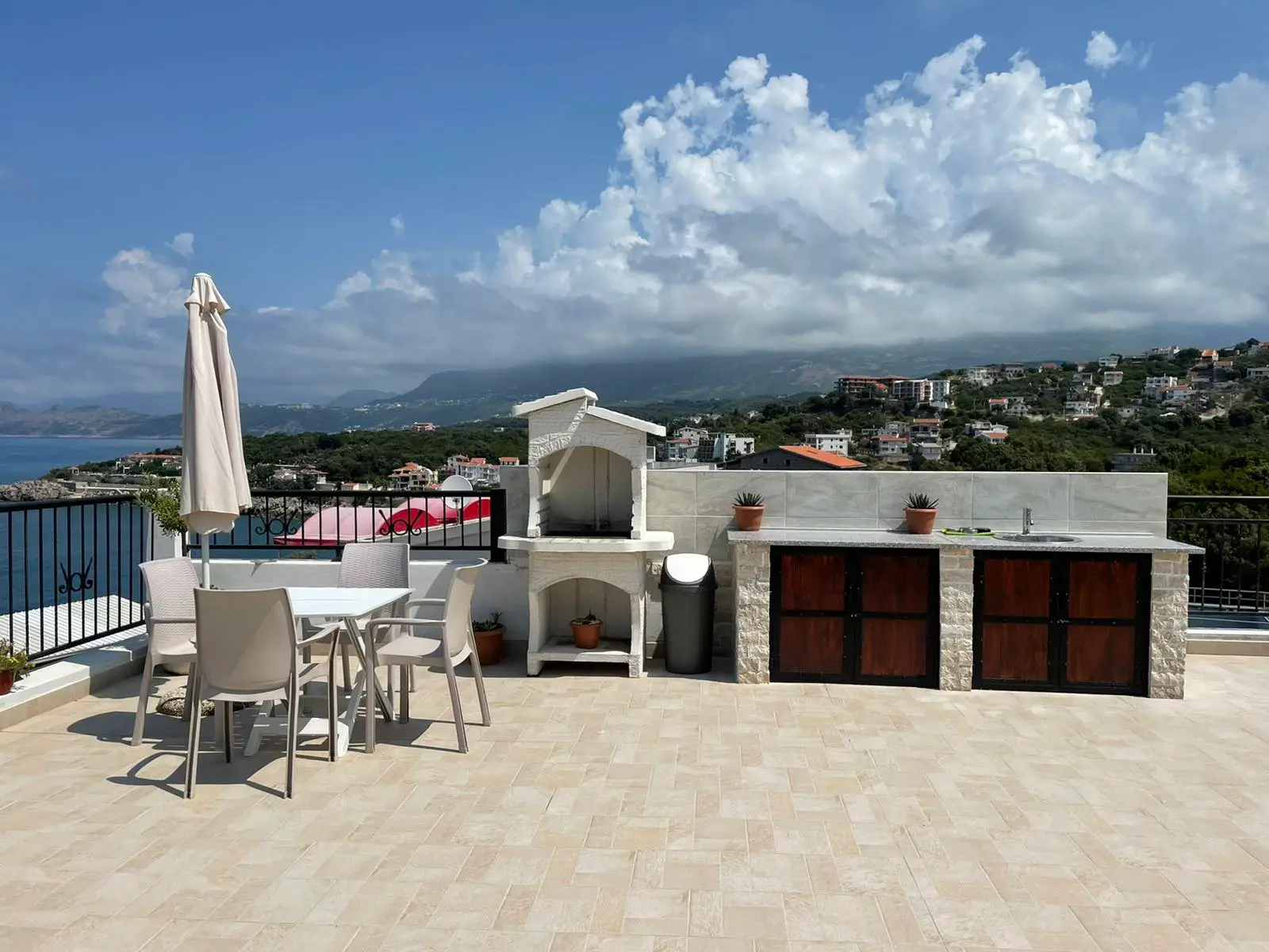 Apartmanski-objekat-blizu-Hladne-uvale-Bar-2 Hotel 400 m² – Utjeha, Bar — fotografija 3
