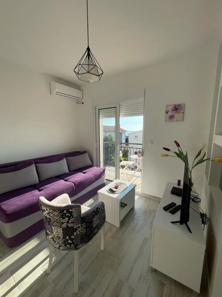 Apartmanski-objekat-blizu-Hladne-uvale-Bar-5 Hotel 400 m² – Utjeha, Bar — fotografija 6