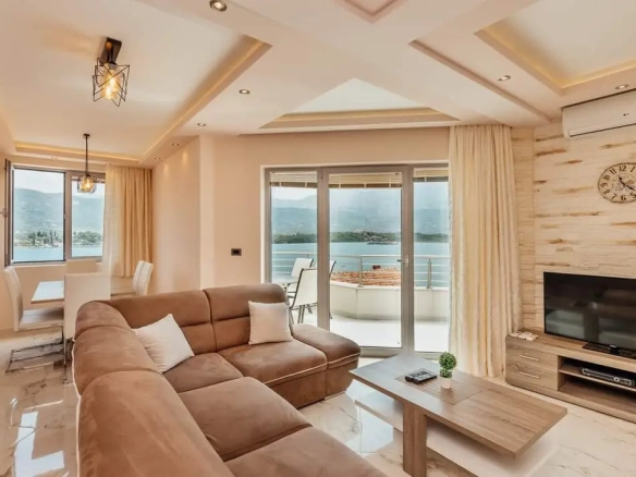 Dvosoban stan 64 m² – Tivat — fotografija 7