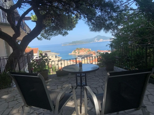 Trosoban stan 85 m² – Sveti Stefan, Budva — fotografija 9