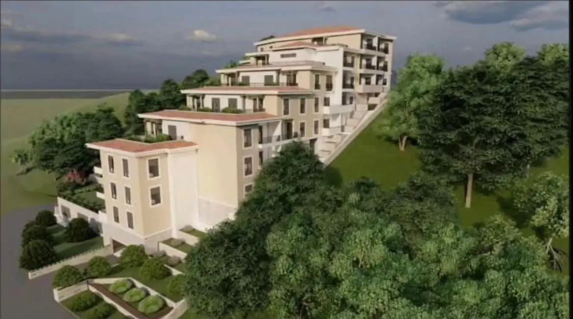 Urbanizovan-plac-u-Becicima-Budva-1 Plac – Bečići, Budva — fotografija 2