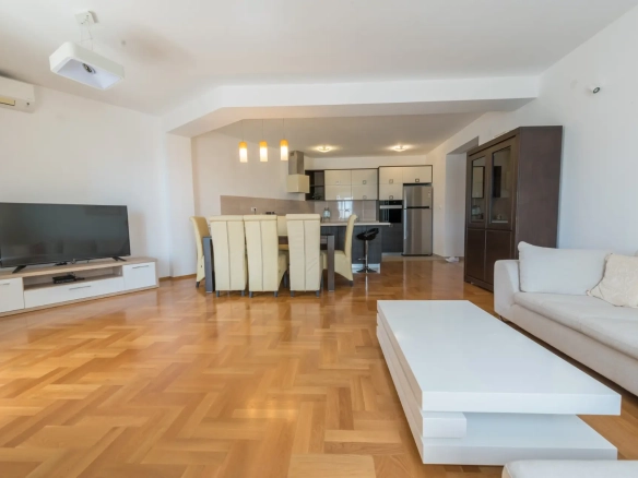 Dvosoban stan 100 m² – Topla, Herceg Novi — fotografija 3