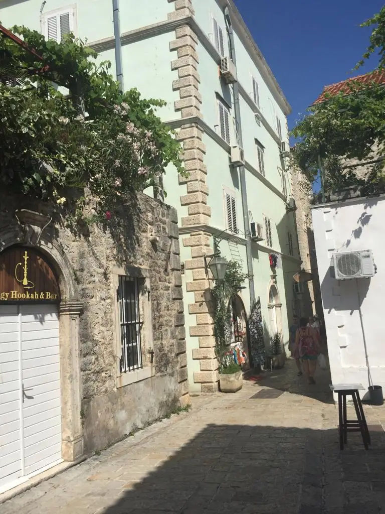 Jednosoban-stan-u-Starom-gradu-Budva-9 Jednosoban stan 48 m² – Budva — fotografija 10