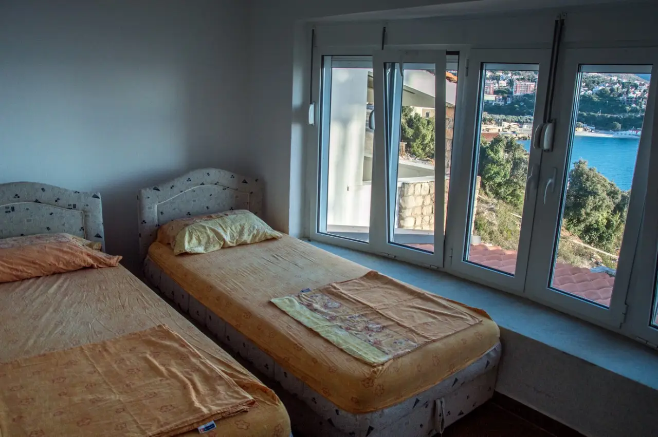 Kuca-sa-pogledom-na-more-u-Utjehi-Bar-4 Kuća 164 m² – Utjeha, Bar — fotografija 5