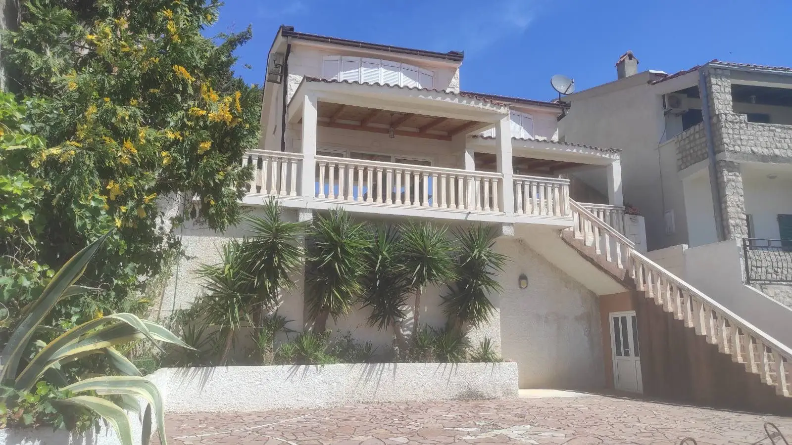Kuca-sa-pogledom-na-more-u-Utjehi-Bar-9 Kuća 164 m² – Utjeha, Bar — fotografija 10