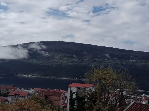 Jednosoban stan 54 m² – Kumbor, Herceg Novi — fotografija 5