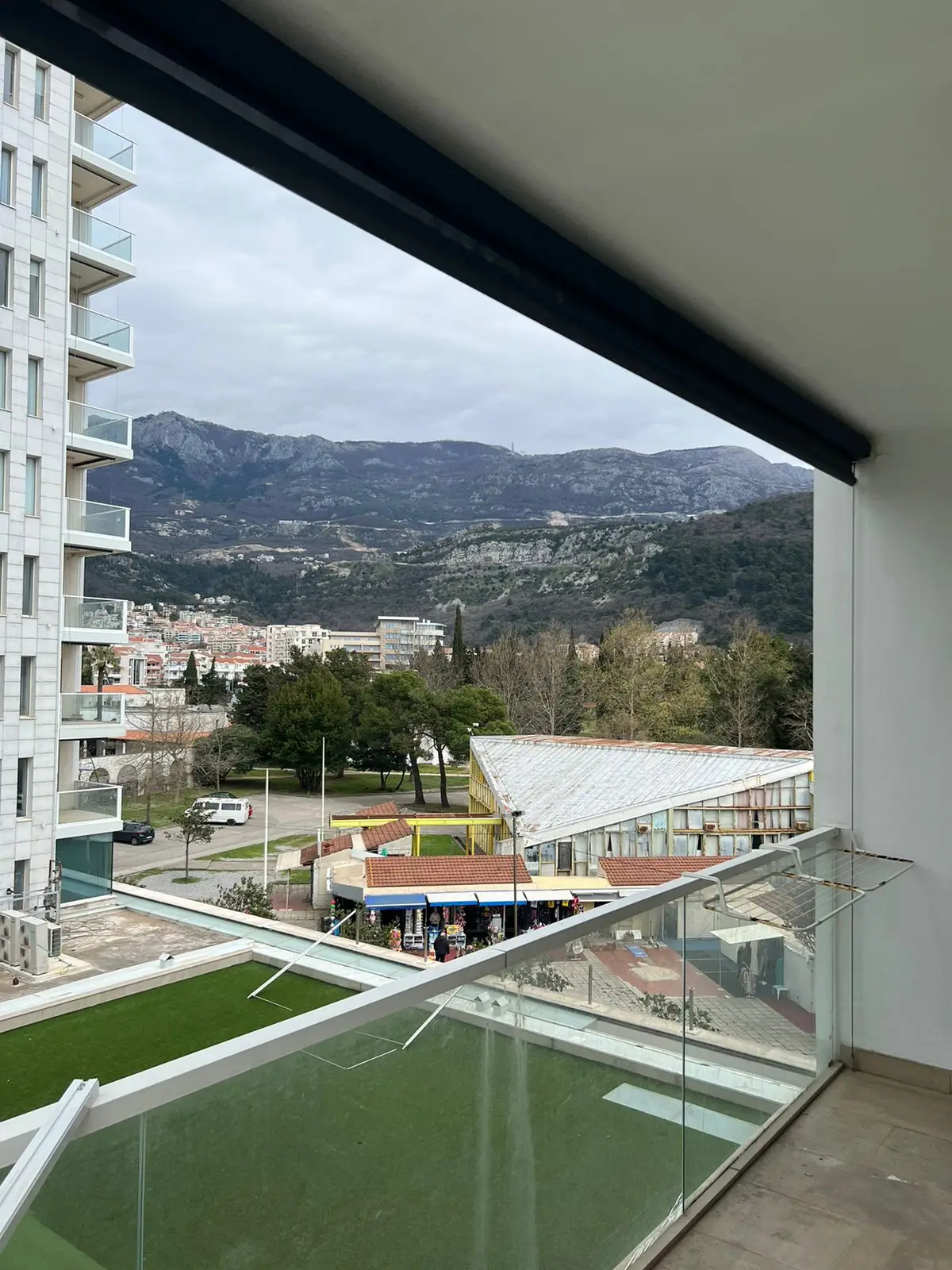 Izdavanje: Jednosoban stan 63 m² – Budva — fotografija 3