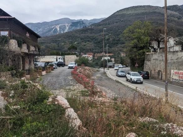 Urbanizovan plac u Pržnu