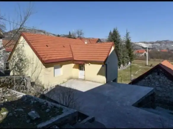 Kuća 70 m² – Cetinje — fotografija 3